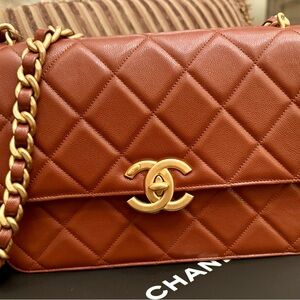 NWT CHANEL Large Flap